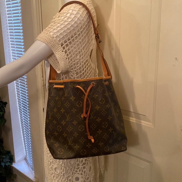 Louis Vuitton Handbags - Louis Vuitton Shoulder Bag petit Noe  Brown Monogram
